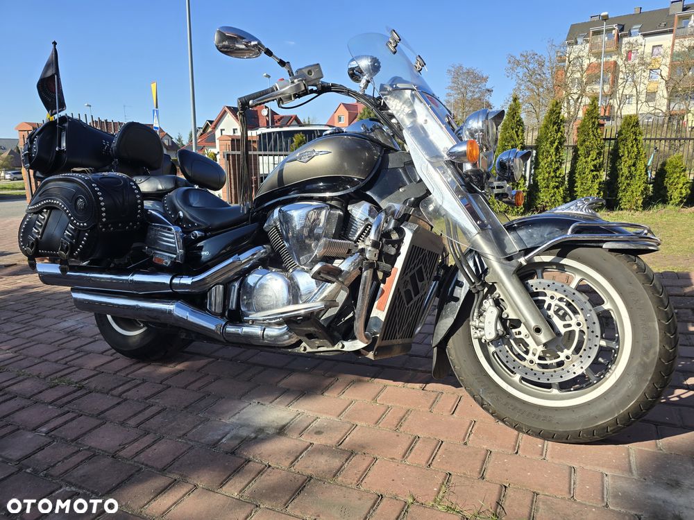 Suzuki Intruder - 4