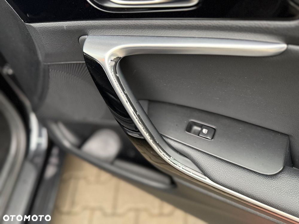 Kia Ceed 1.6 CRDi 136 ISG Spirit - 39