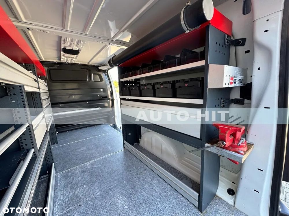 Opel Vivaro - 16