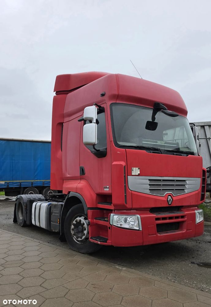 Renault Premium - 1