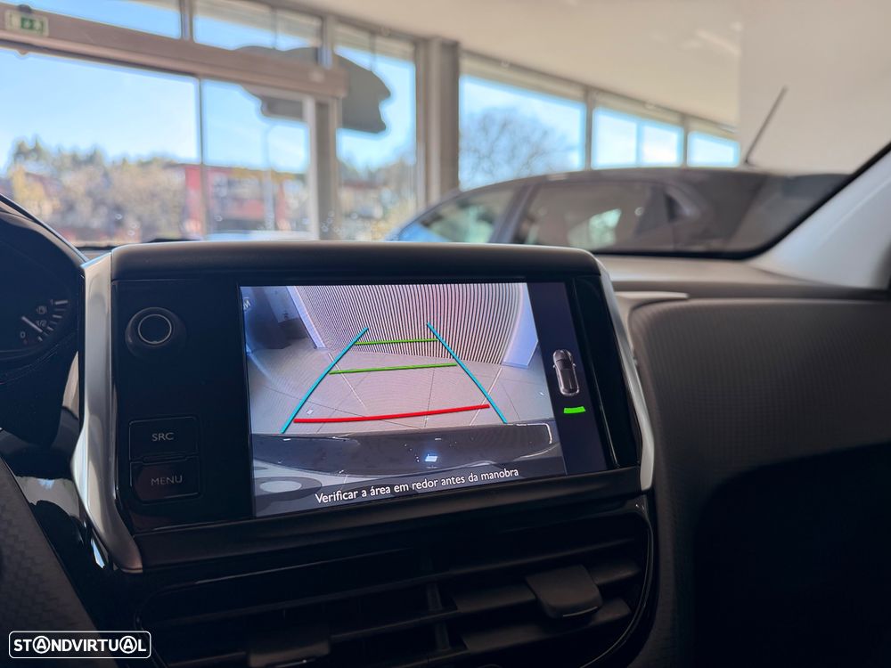 Peugeot 208 1.2 PureTech Style - 9