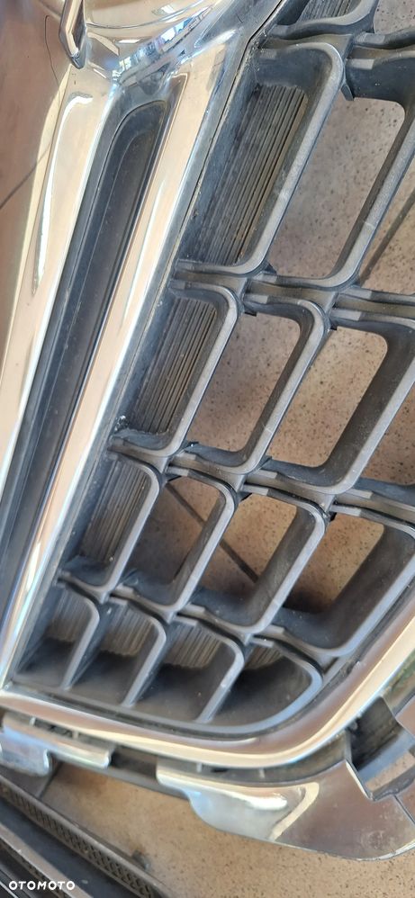 Opel Mokka A 12-15 atrapa  grill - 12