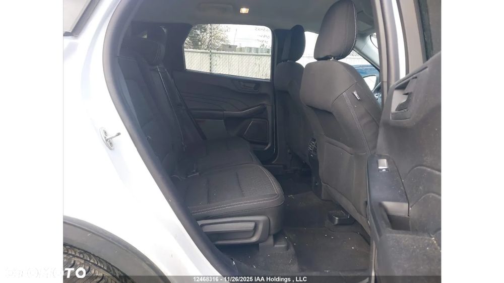 Ford Kuga 1.5 EcoBoost 4x4 Trend - 11