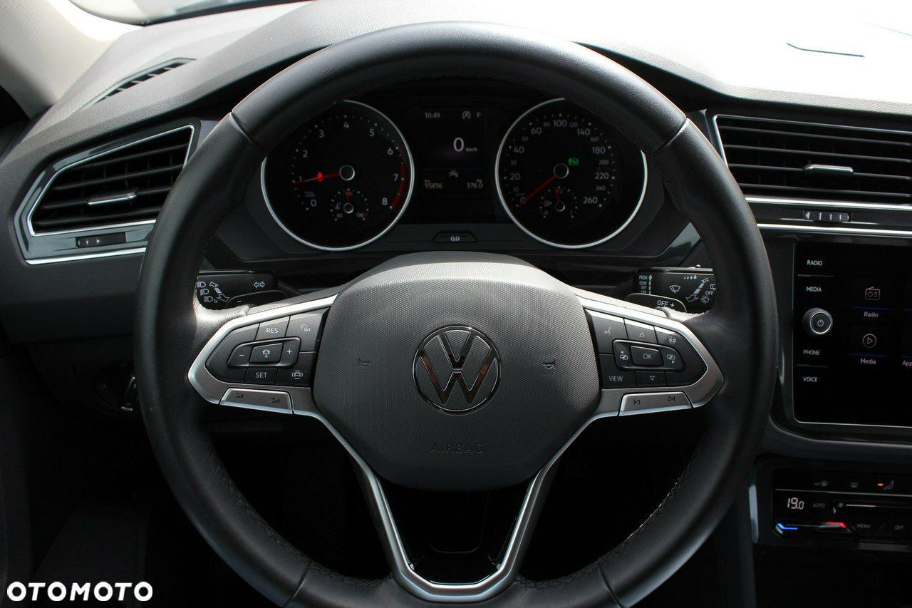 Volkswagen Tiguan - 14
