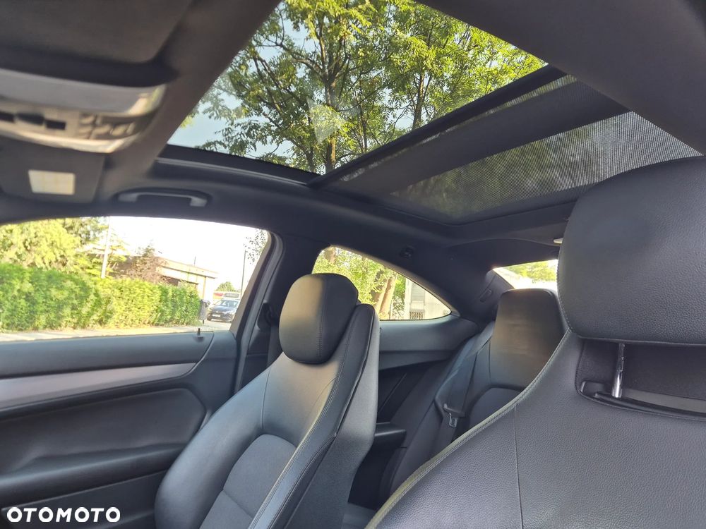 Mercedes-Benz Klasa C 220 CDI 7G-TRONIC Edition - 13