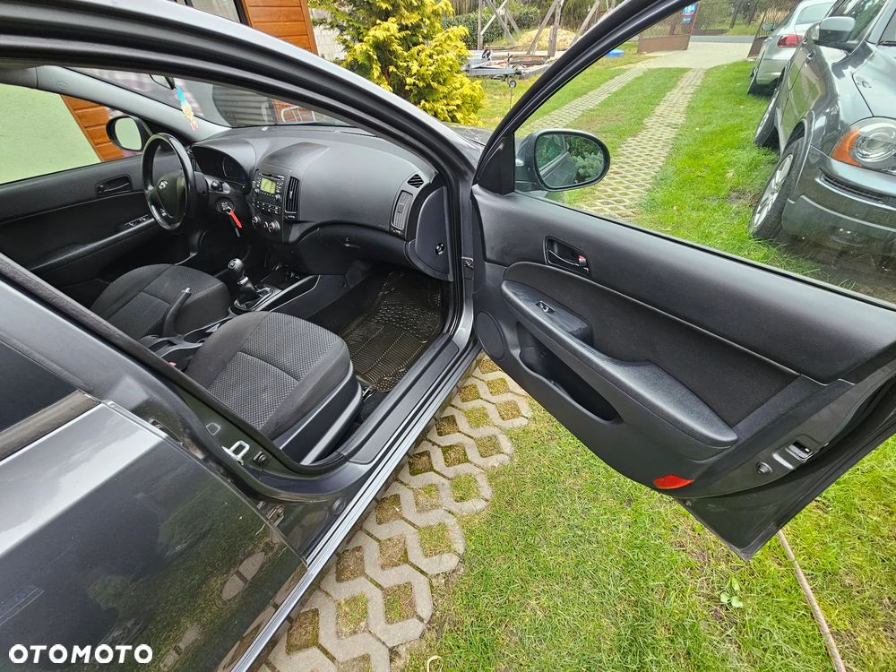 Hyundai i30 ver-i30cw-1-4-advantage - 8