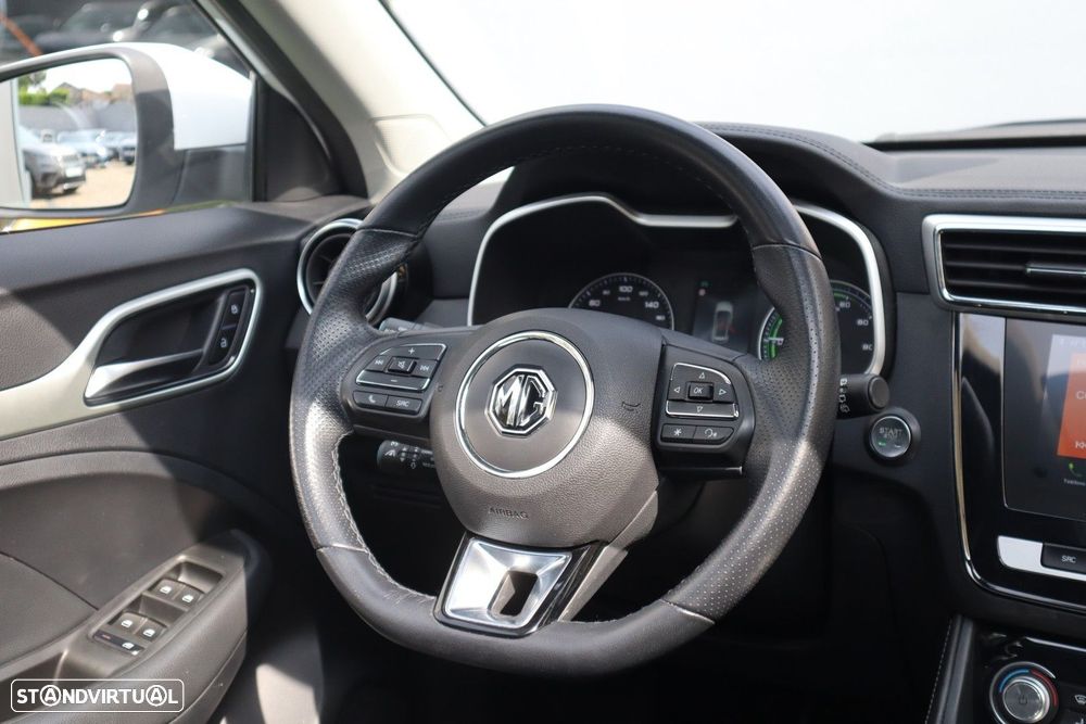 MG ZS EV Luxury - 18