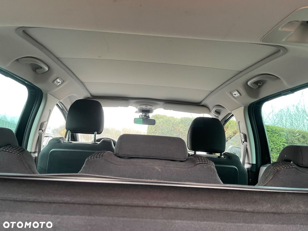 Peugeot 5008 HDI FAP 115 Style - 8