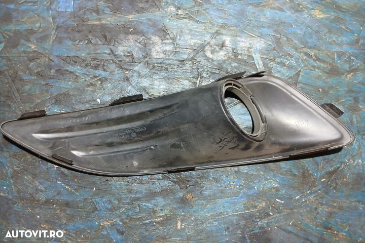 Grila proiector stanga C1BB-15A299-A C1BB-15A299-A Ford Fiesta MK7 [f - 3