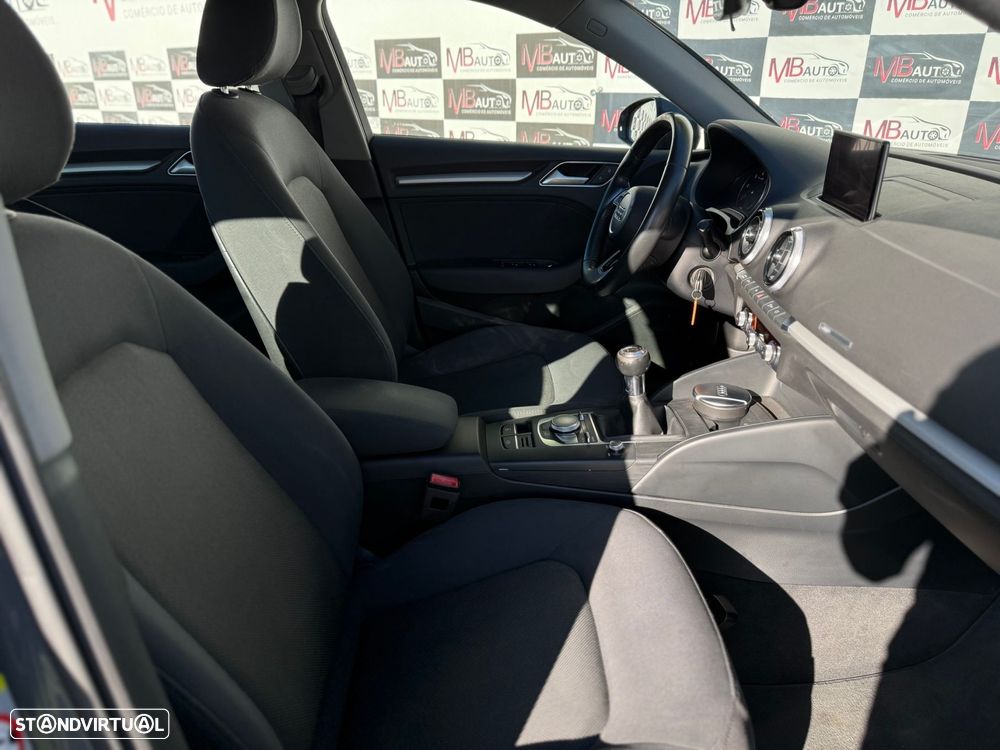 Audi A3 Sportback 2.0 TDI Sport - 48