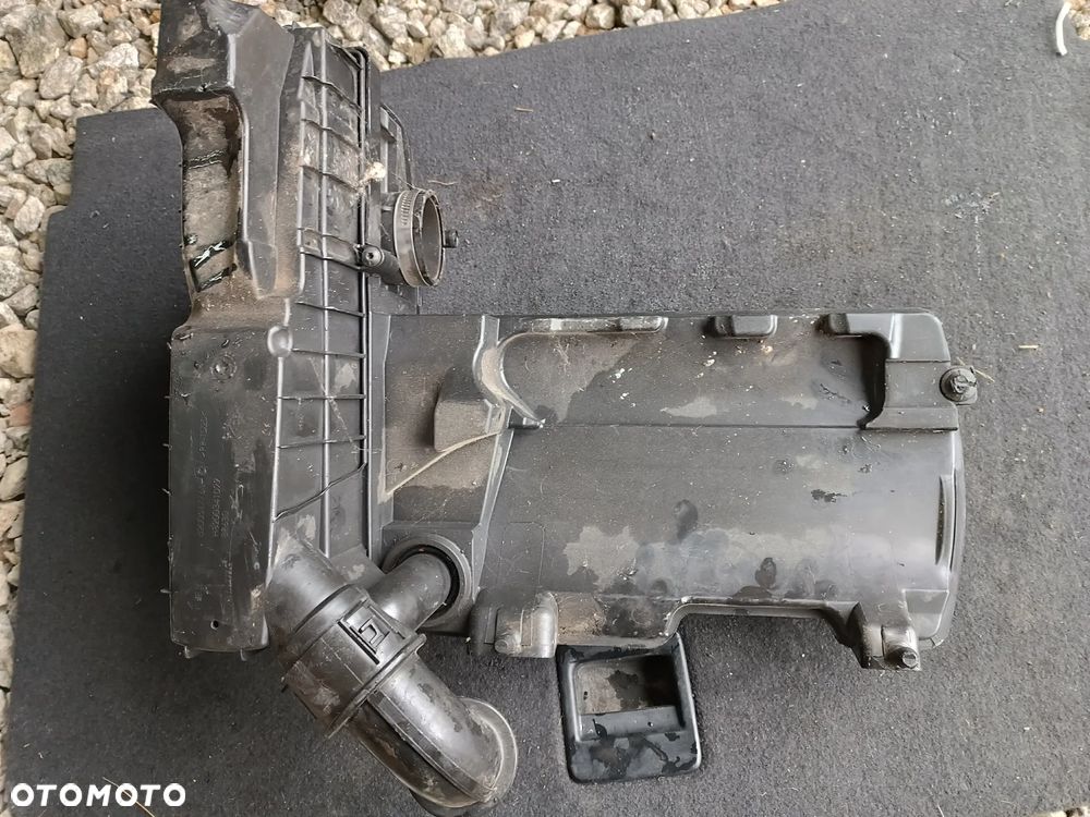 FILTR POWIETRZA OBUDOWA RENAULT CLIO IV 1.2 16V - 2
