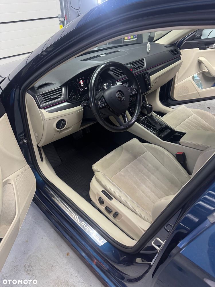 Skoda Superb 2.0 TDI DSG Style - 18