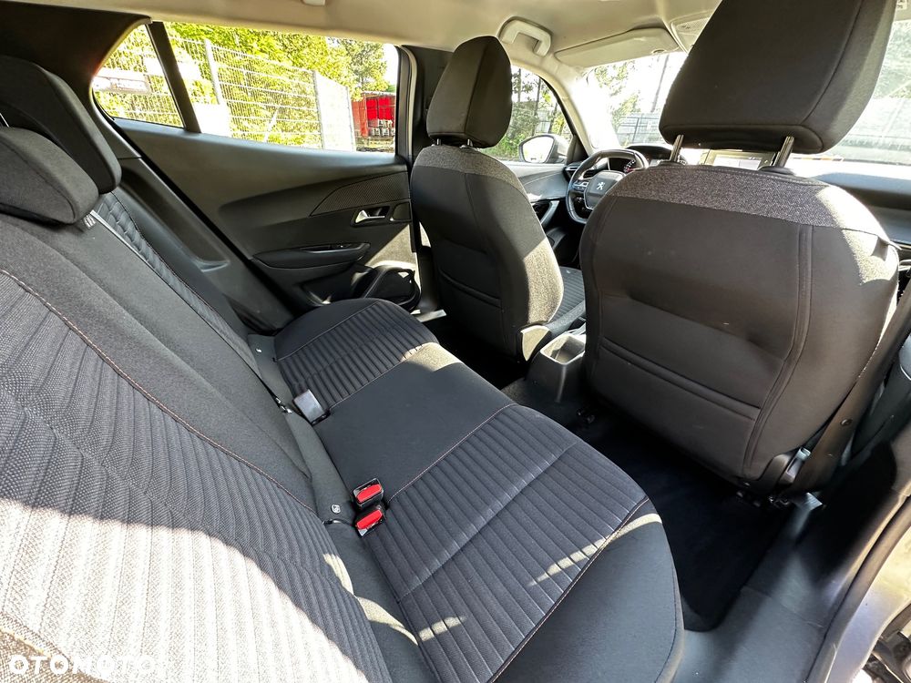 Peugeot 2008 - 13