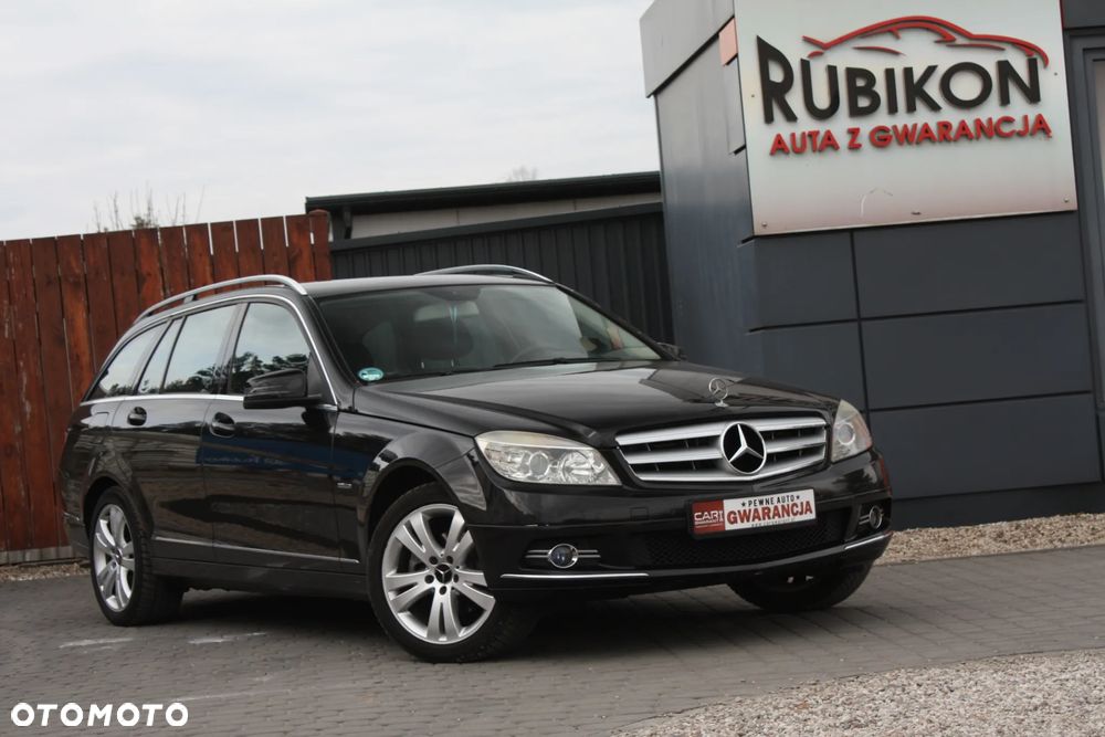 Mercedes-Benz Klasa C 180 CGI BlueEFFICIENCY Avantgarde - 14