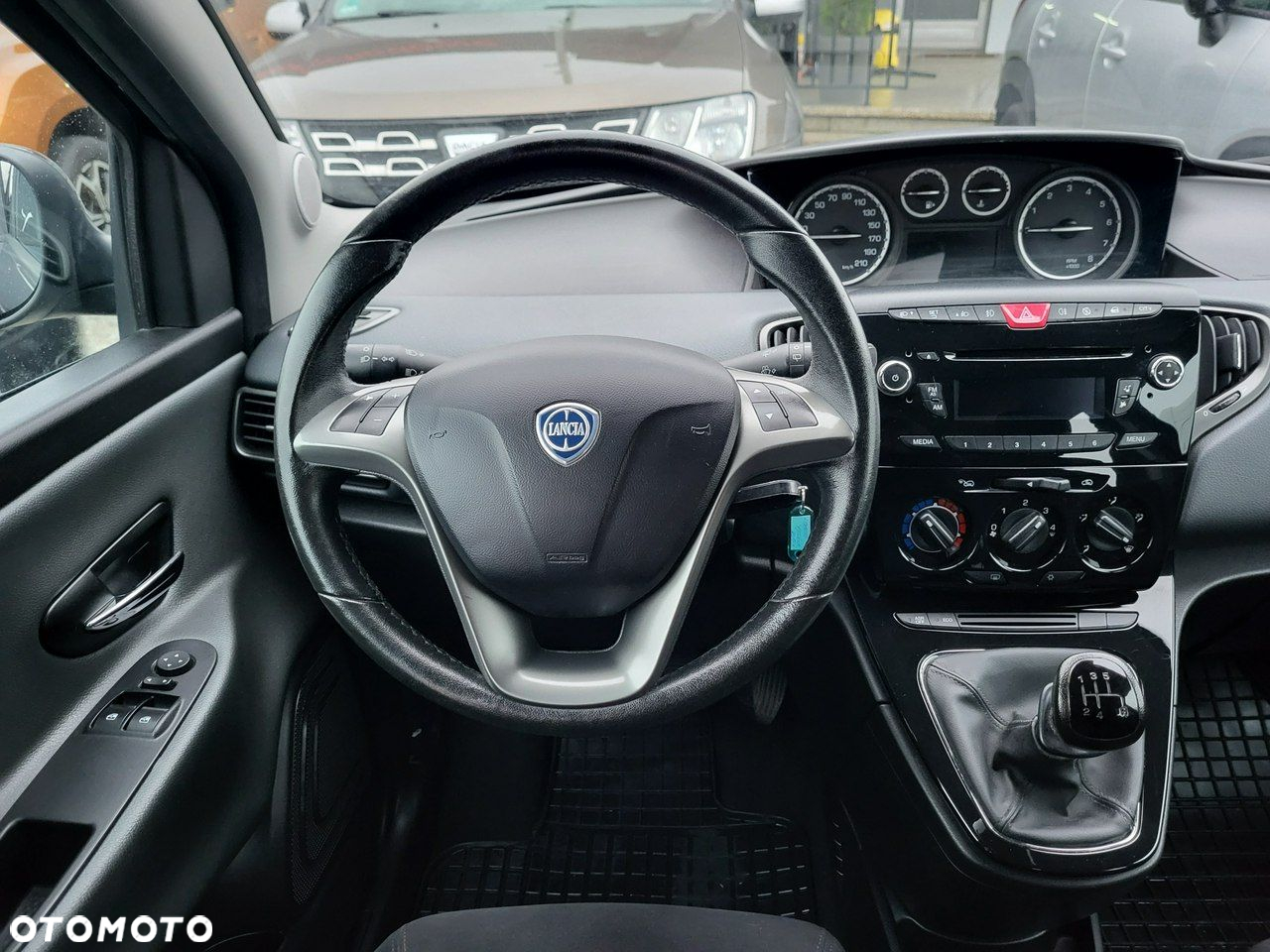 Lancia Ypsilon - 23