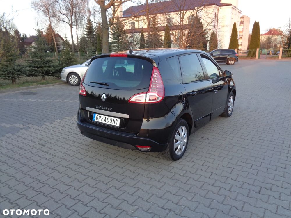 Renault Scenic 1.6 16V Luxe Privilege - 3