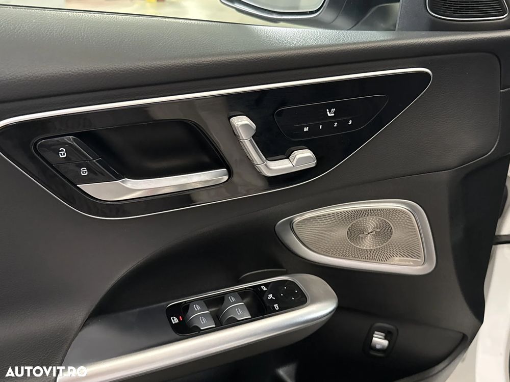Mercedes-Benz C 300 4Matic 9G-TRONIC - 15