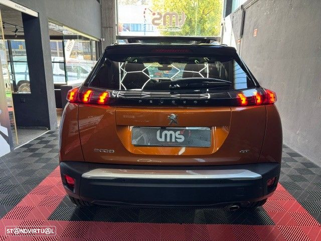Peugeot 2008 1.5 BlueHDi GT EAT8 - 6