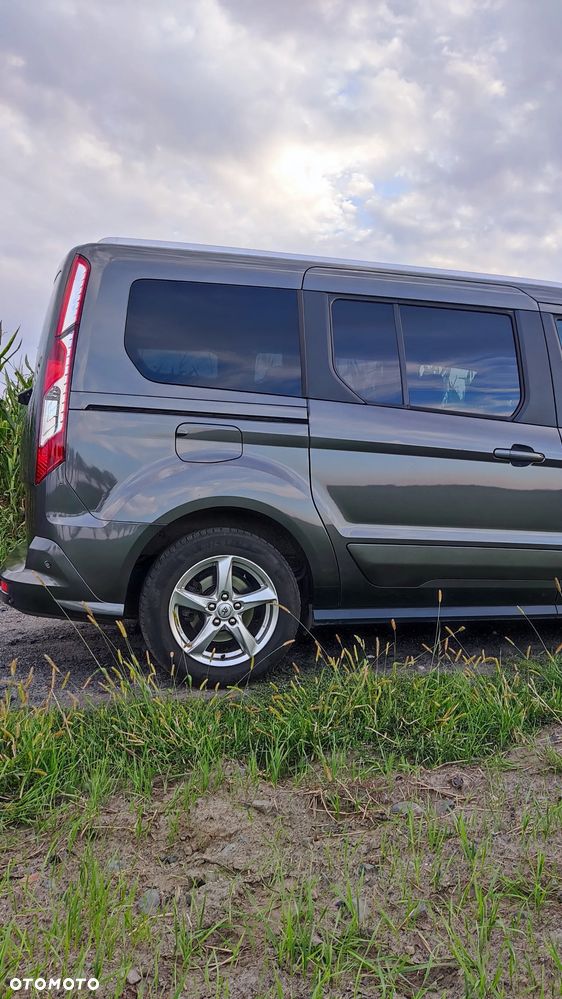 Ford Tourneo Connect Gr 1.5 TDCi Titanium - 17