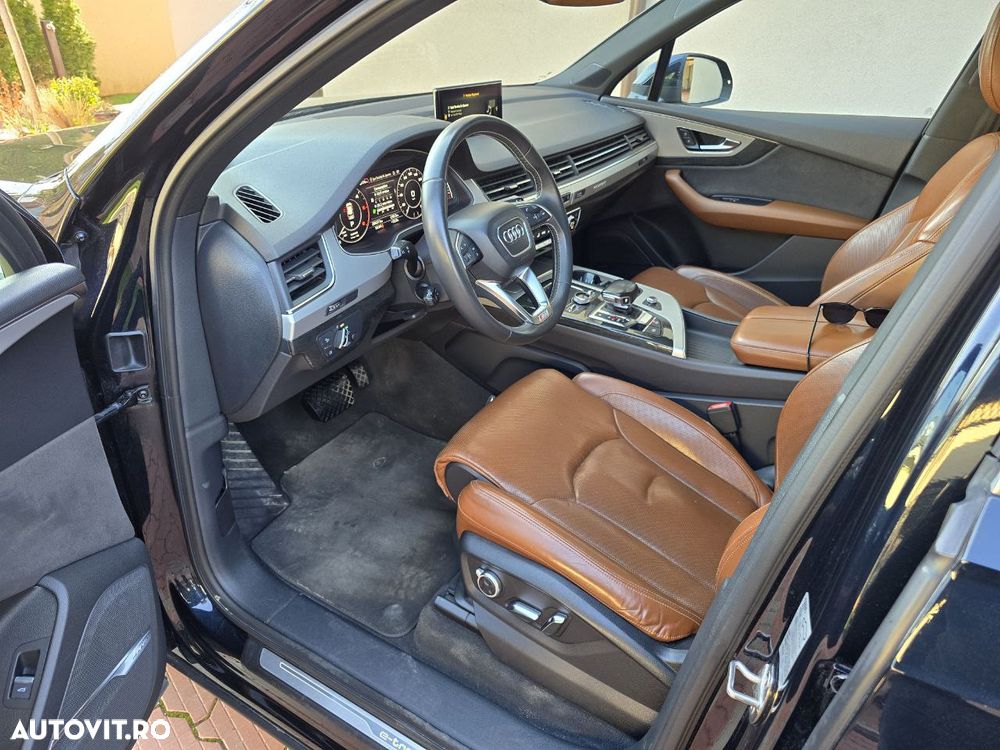 Audi Q7 e-tron 3.0 TDI quattro Tiptronic - 12