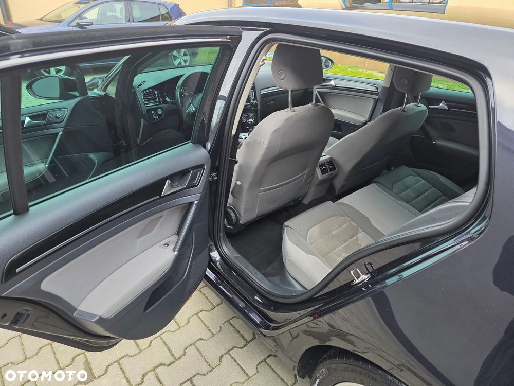 Volkswagen Golf 2.0 BlueTDI Highline - 9