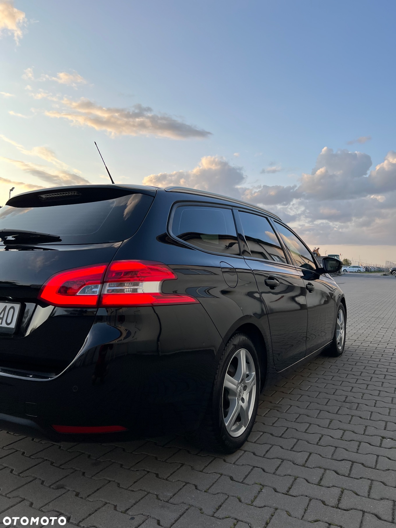 Peugeot 308 SW 1.6 e-HDi Active S&S - 10