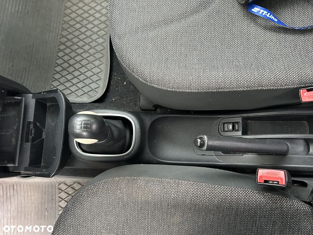 Nissan Micra - 18