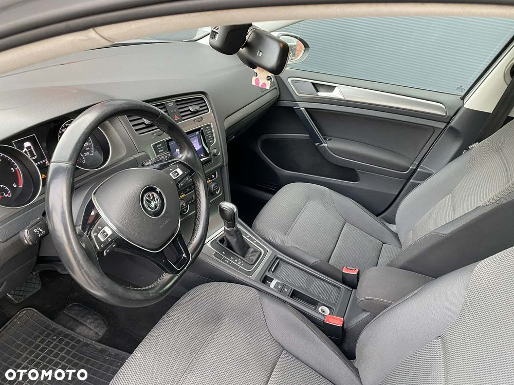 Volkswagen Golf 1.6 TDI BlueMotion Technology DSG Comfortline - 8