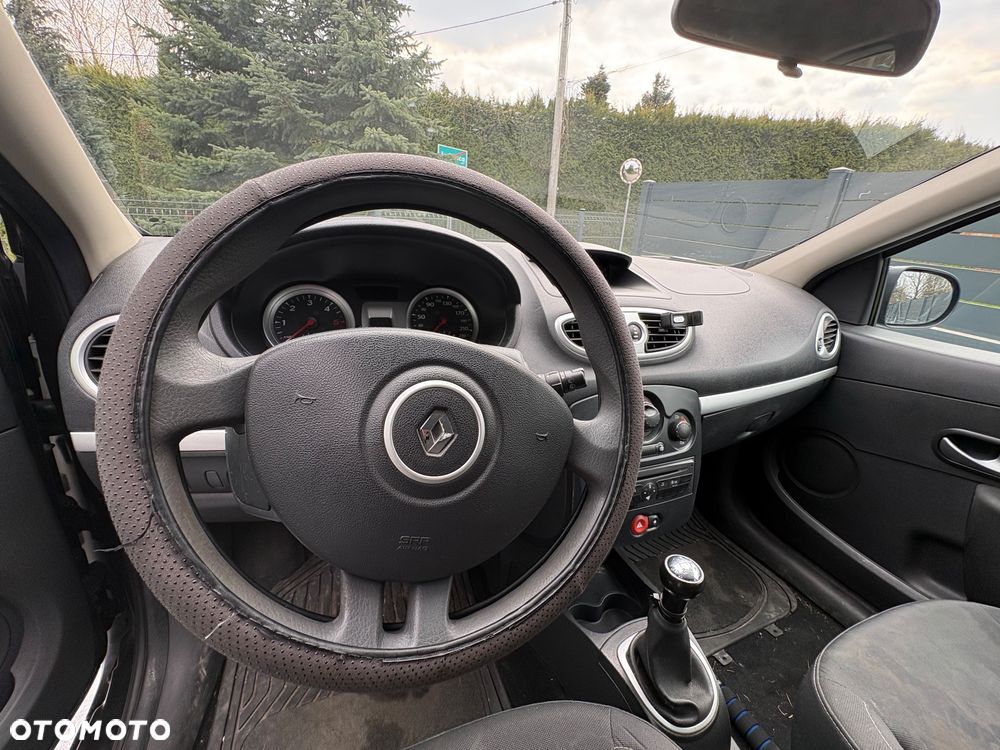 Renault Clio 1.5 dCi Extreme - 7