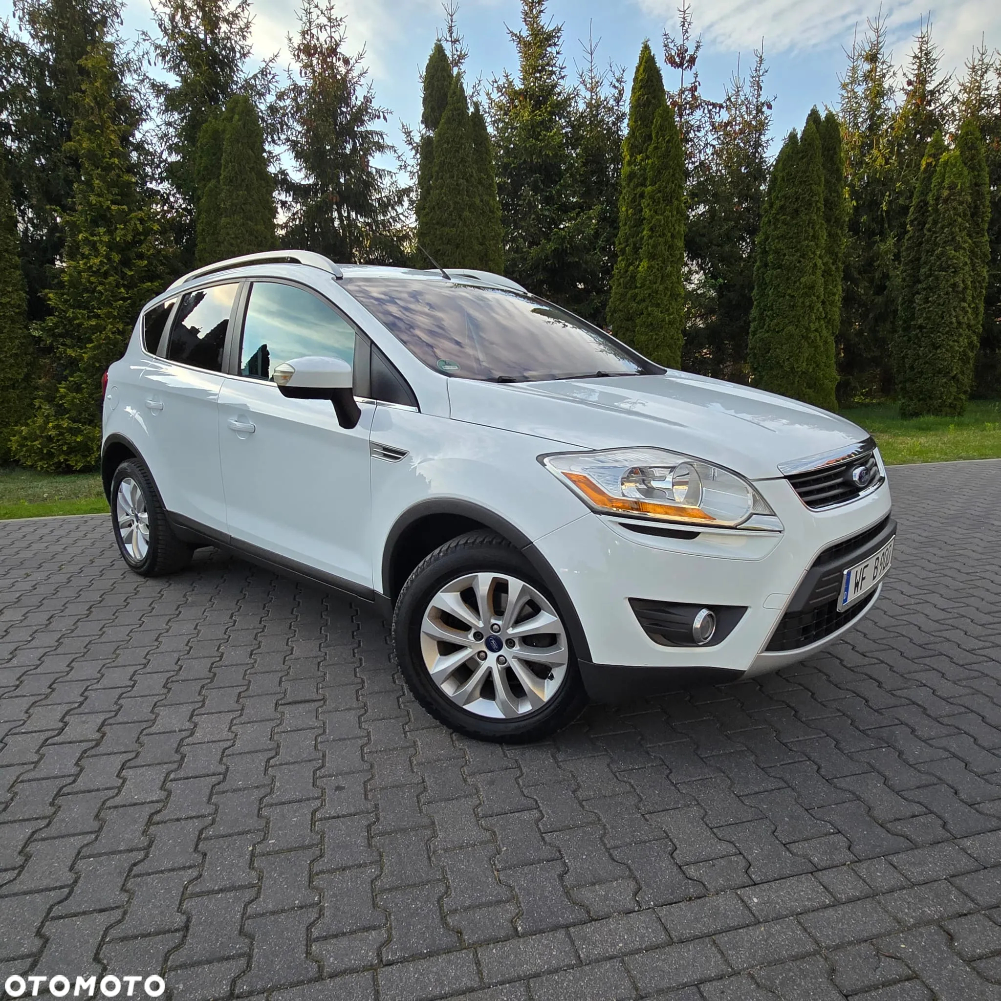 Ford Kuga 2.0 TDCi FWD Titanium - 6