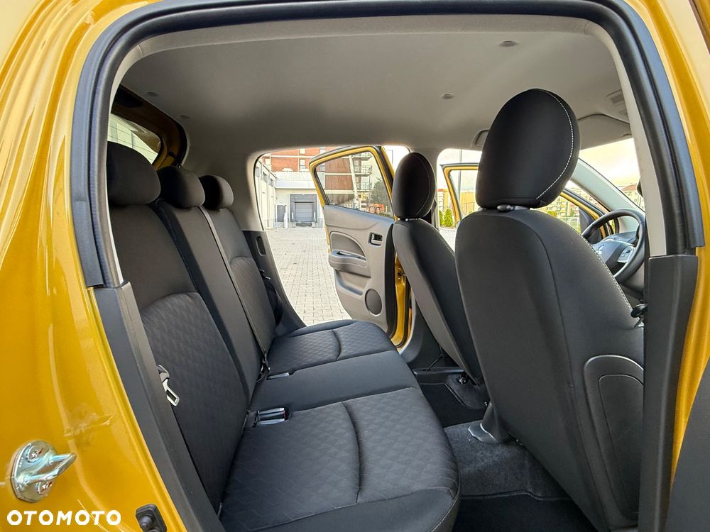 Mitsubishi Space Star AS&G 1.2 CVT Spirit+ Black - 15