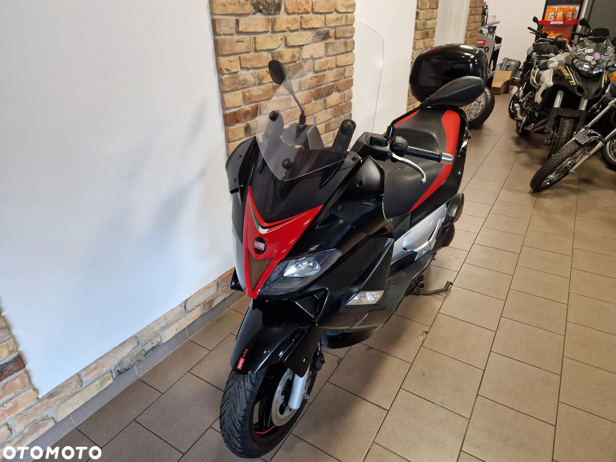 Aprilia SR - 3