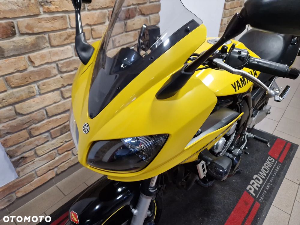 Yamaha FZS - 23