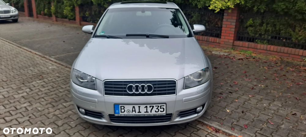 Audi A3 3-drzwiowe 2.0 FSI Ambition Tiptronic - 23