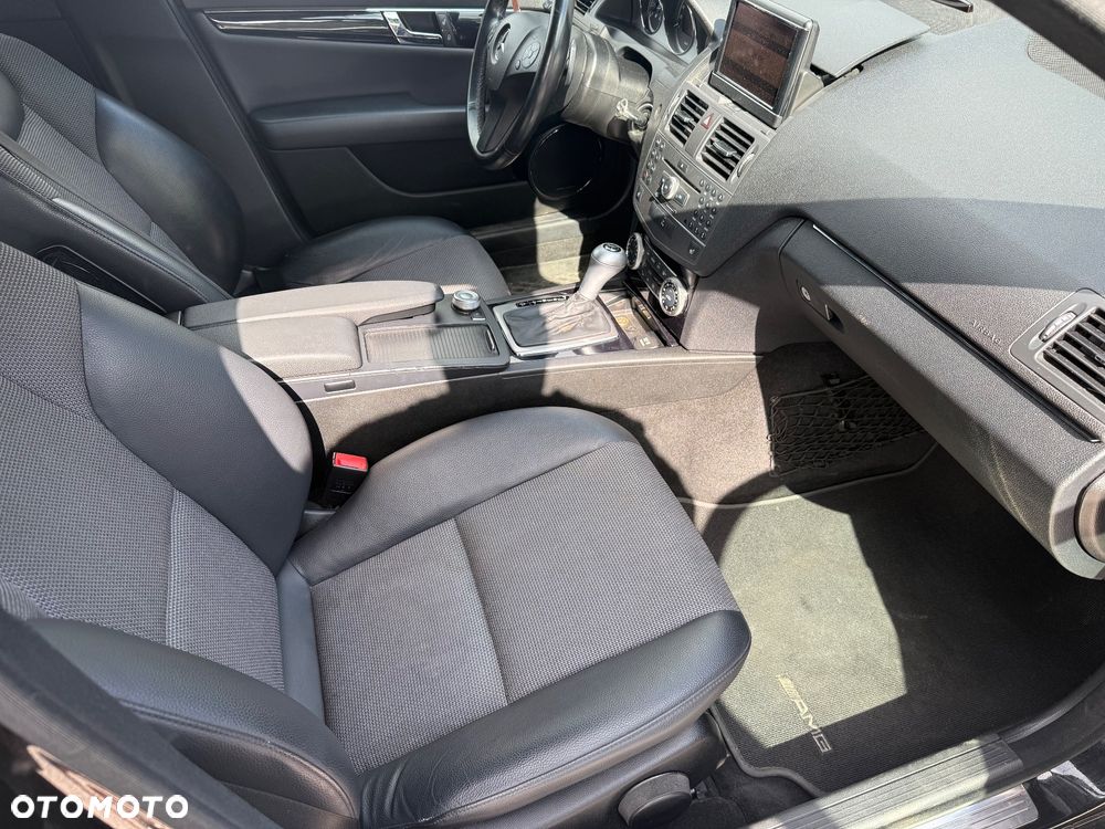 Mercedes-Benz Klasa C 250 (BlueEFFICIENCY) 7G-TRONIC - 11