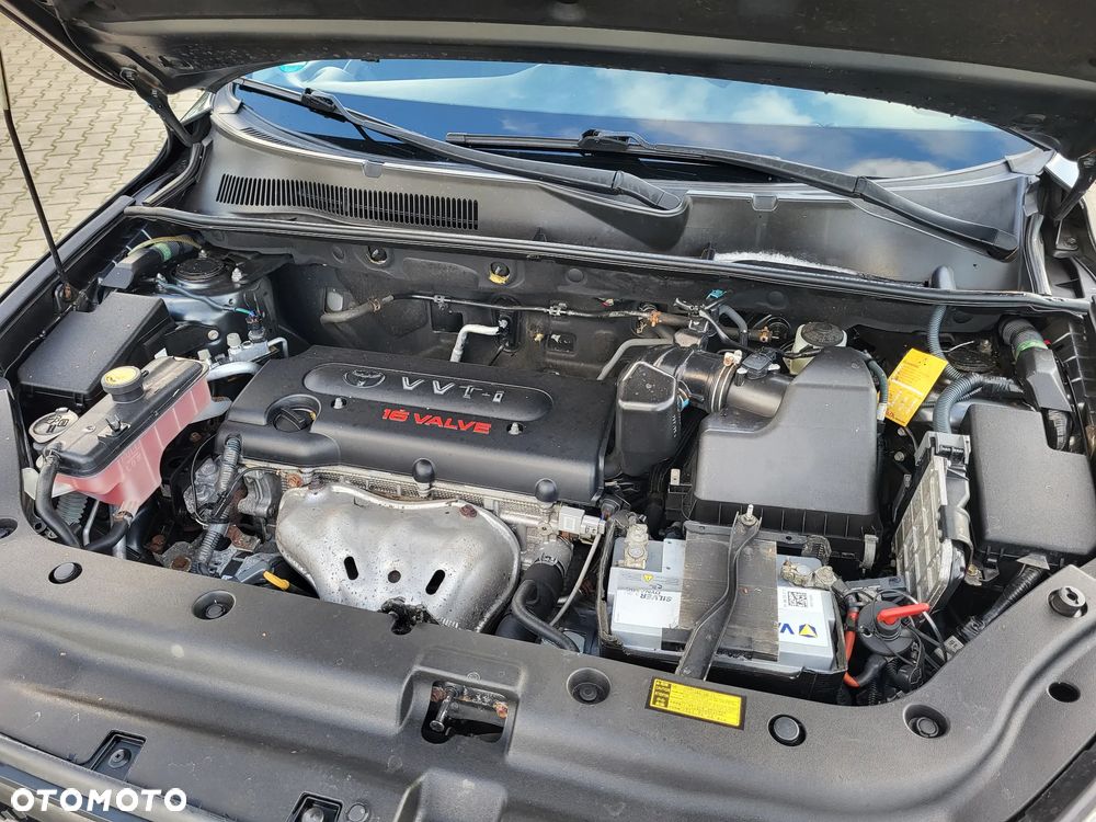 Toyota RAV4 2.0 VVT-i Sol - 23