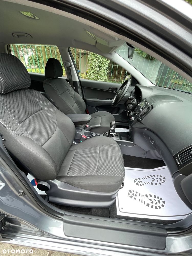 Hyundai i30 1.4 Edition Plus - 34