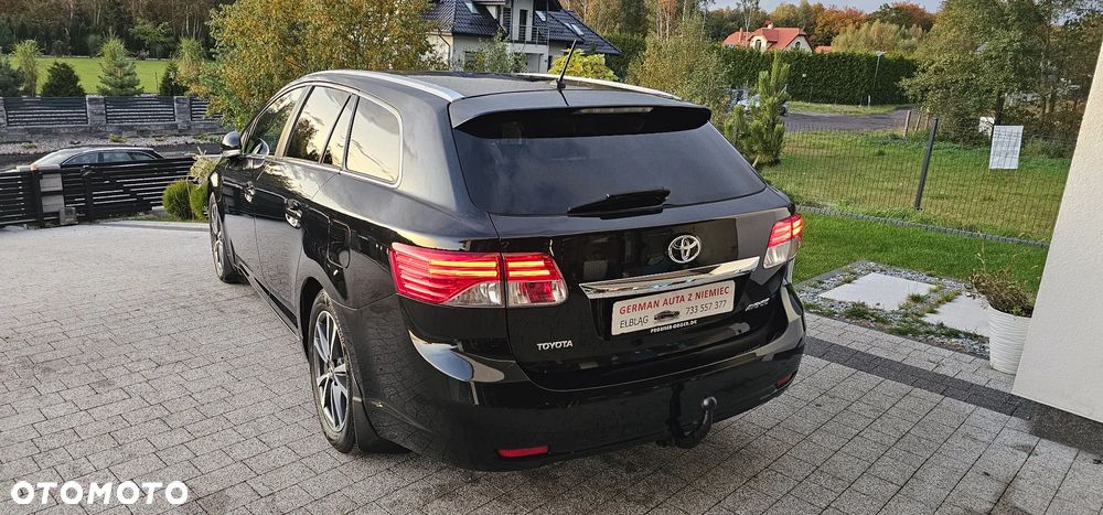 Toyota Avensis Touring Sports 1.8 Executive - 34