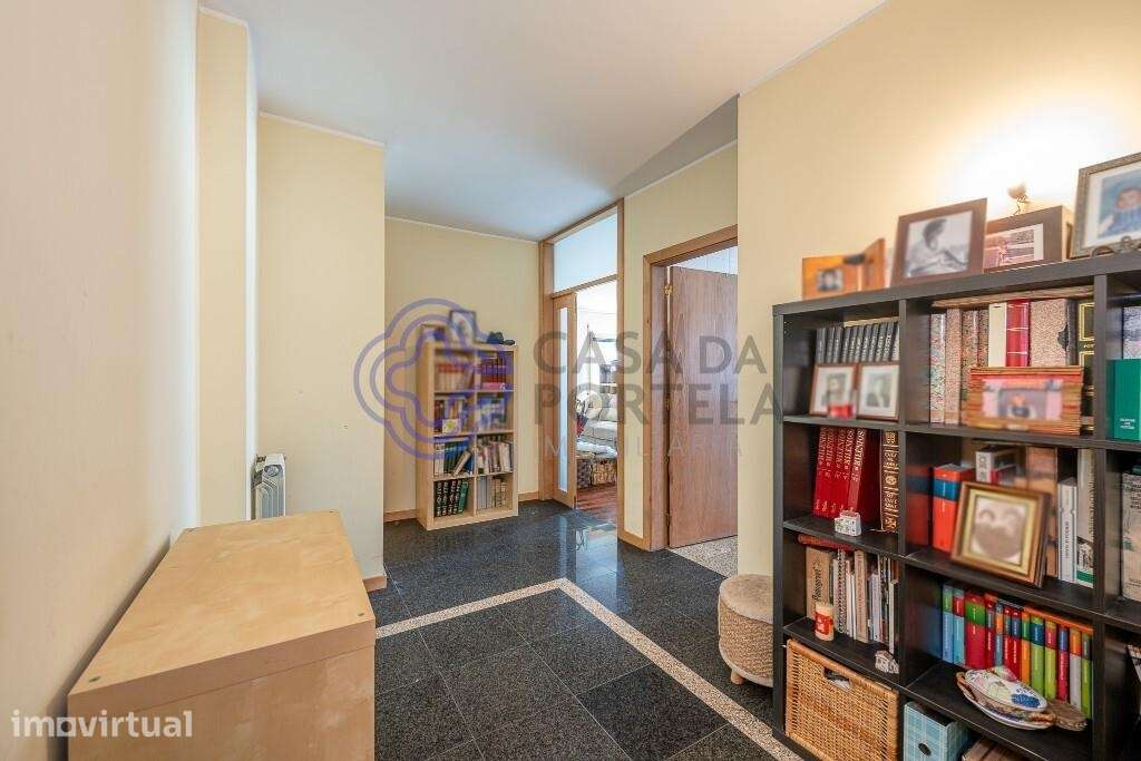 Apartamento T3 no Centro de Leça da Palmeira - Grande imagem: 2/28
