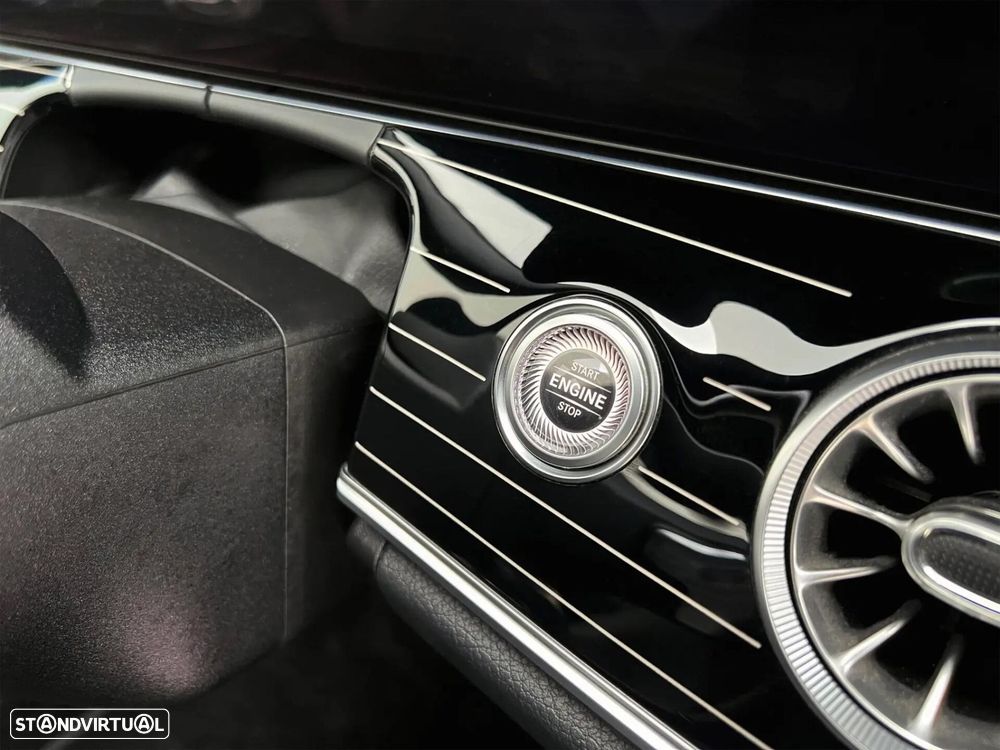 Mercedes-Benz E 220 d Cabrio 9G-Tronic AMG Line - 40