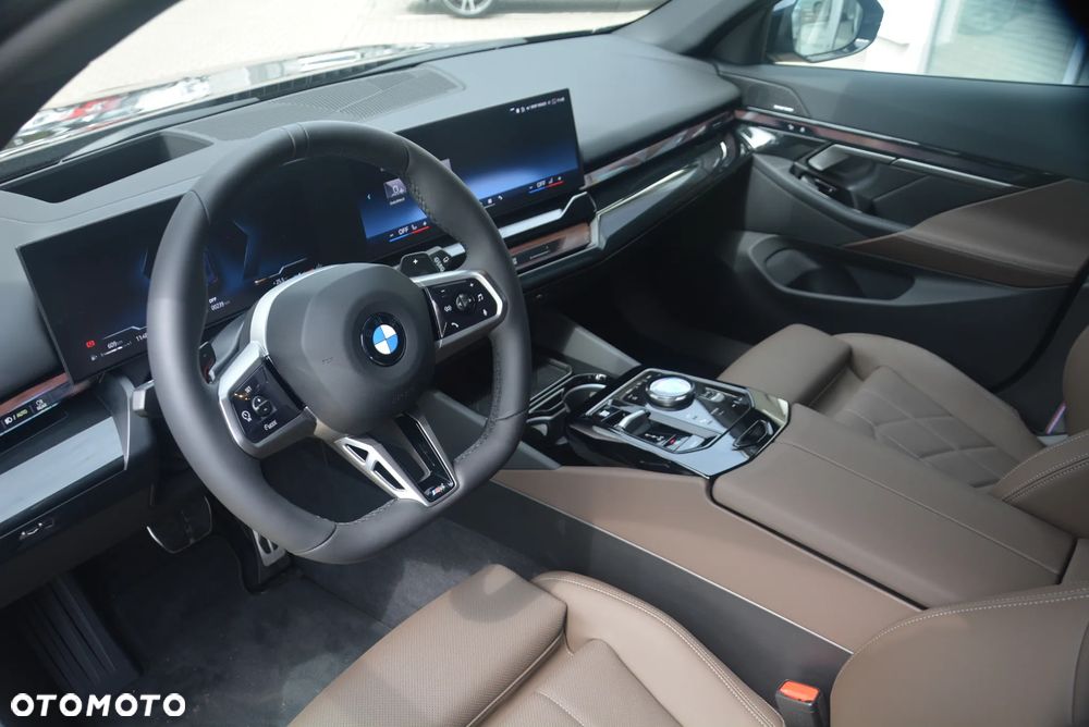 BMW Seria 5 - 10