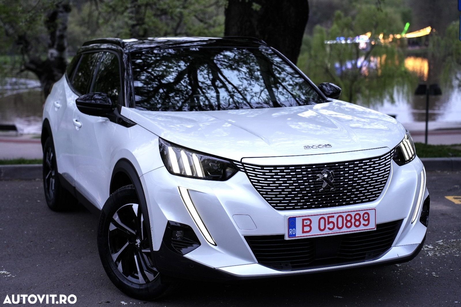 Peugeot 2008 e-2008 50 kWh GT - 16