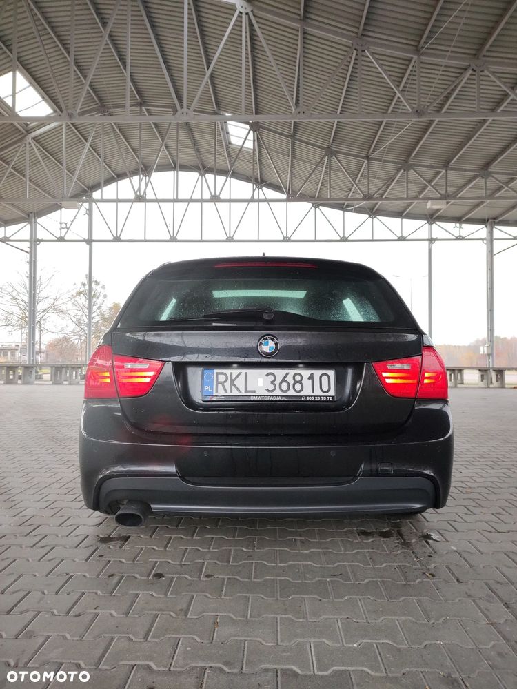 BMW Seria 3 318i Edition Sport - 10