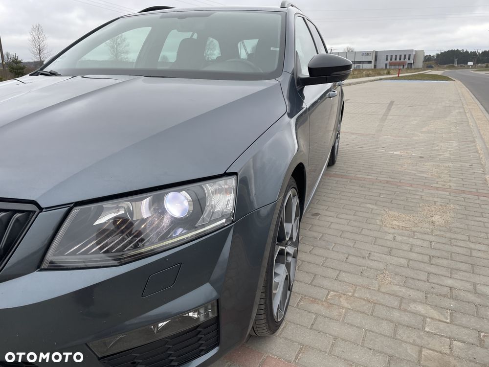 Skoda Octavia 2.0 TDI SCR RS DSG - 30