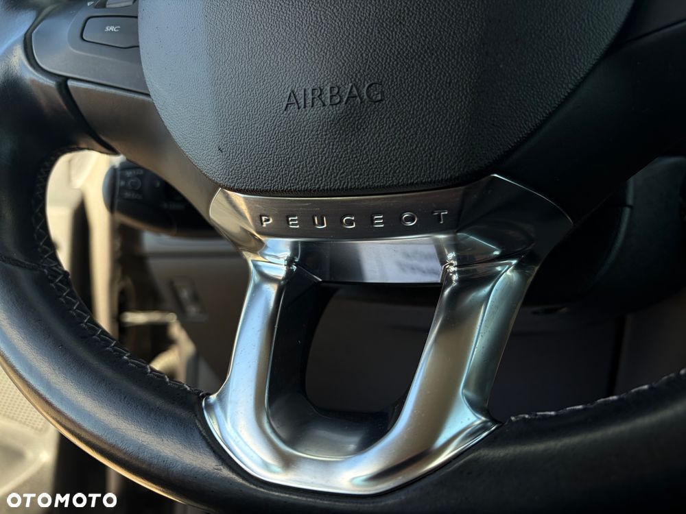 Peugeot 2008 PureTech 110 Stop&Start Allure - 10