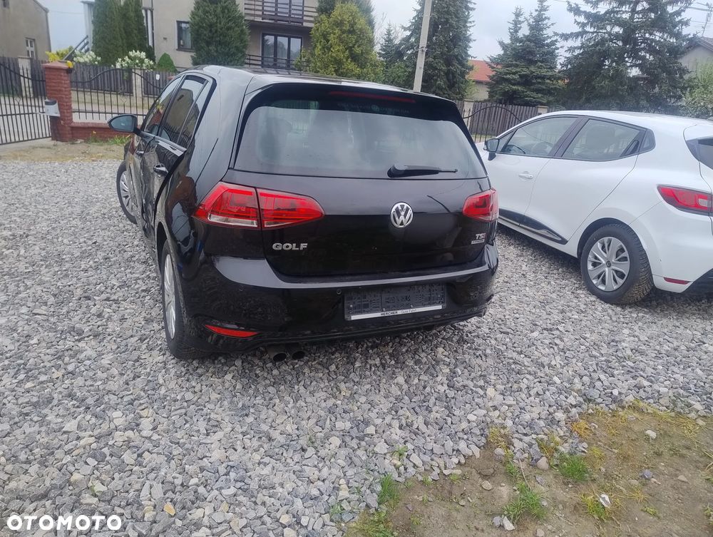 Volkswagen Golf - 2