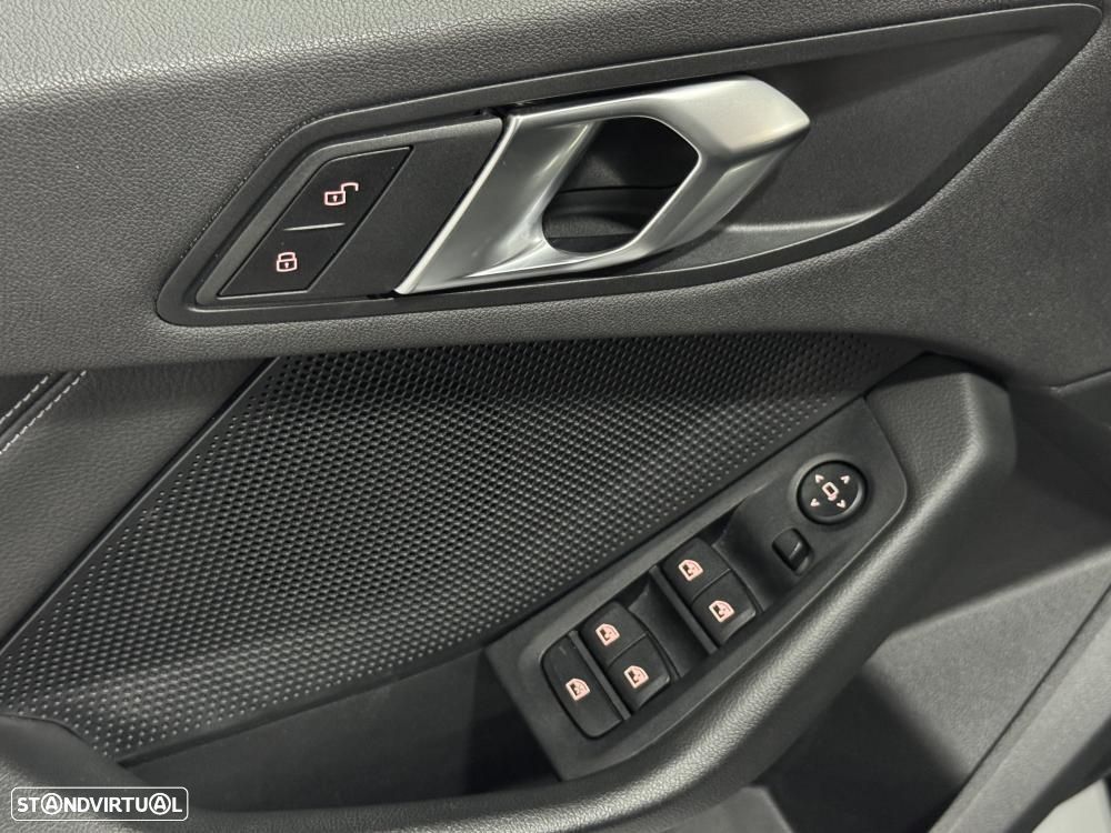 BMW 116 d Sport Line - 24
