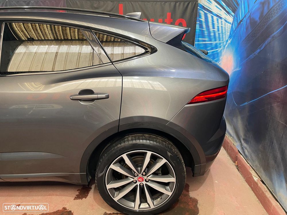 Jaguar E-Pace 2.0 i4D R-Dynamic S - 26
