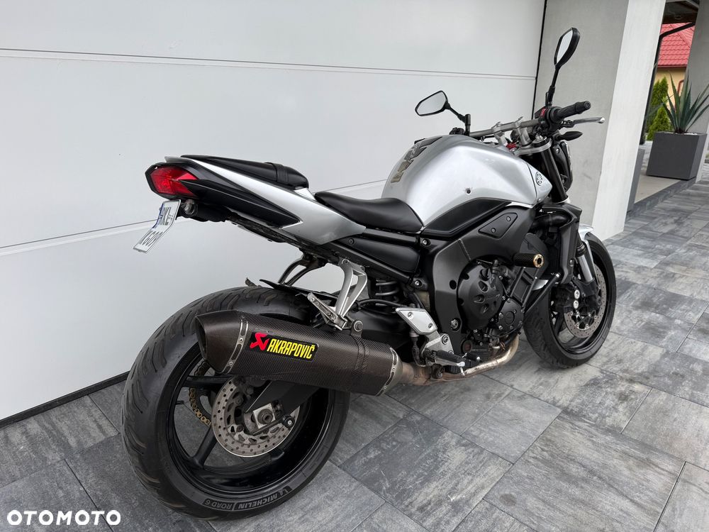 Yamaha FZ - 3