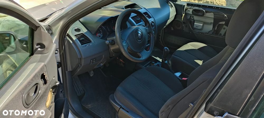Renault Megane 1.5 dCi Confort Authentique - 6
